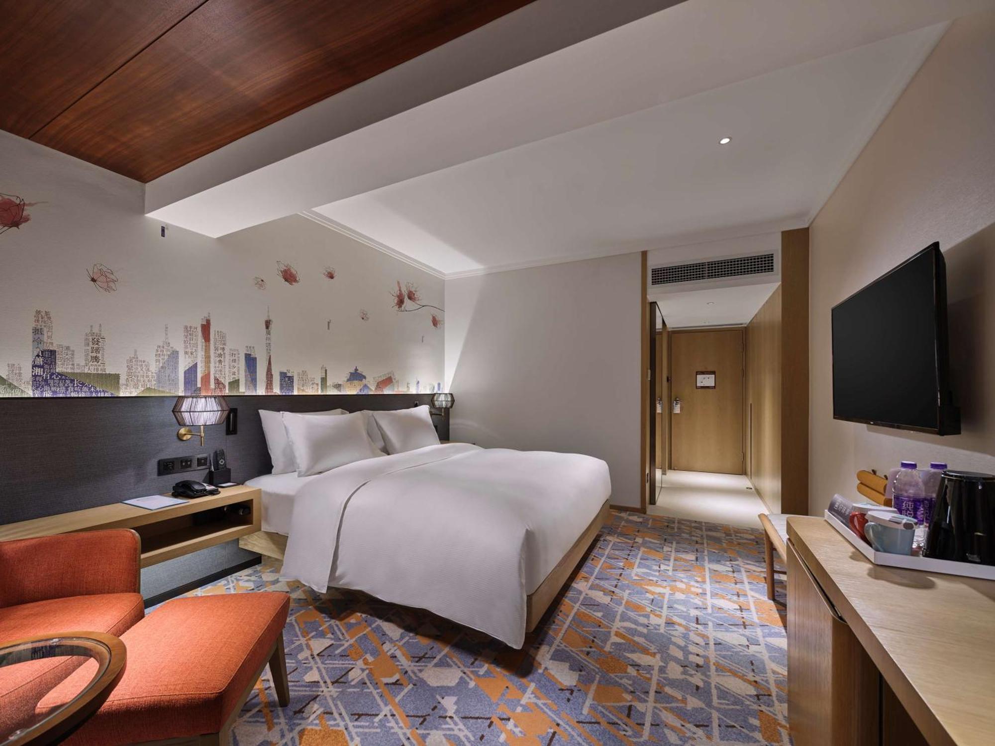 Hotel Hilton Garden Tianhe 4*